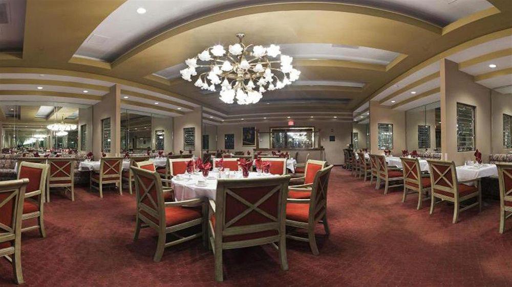 Crowne Plaza Pensacola Grand Hotel ภายนอก รูปภาพ
