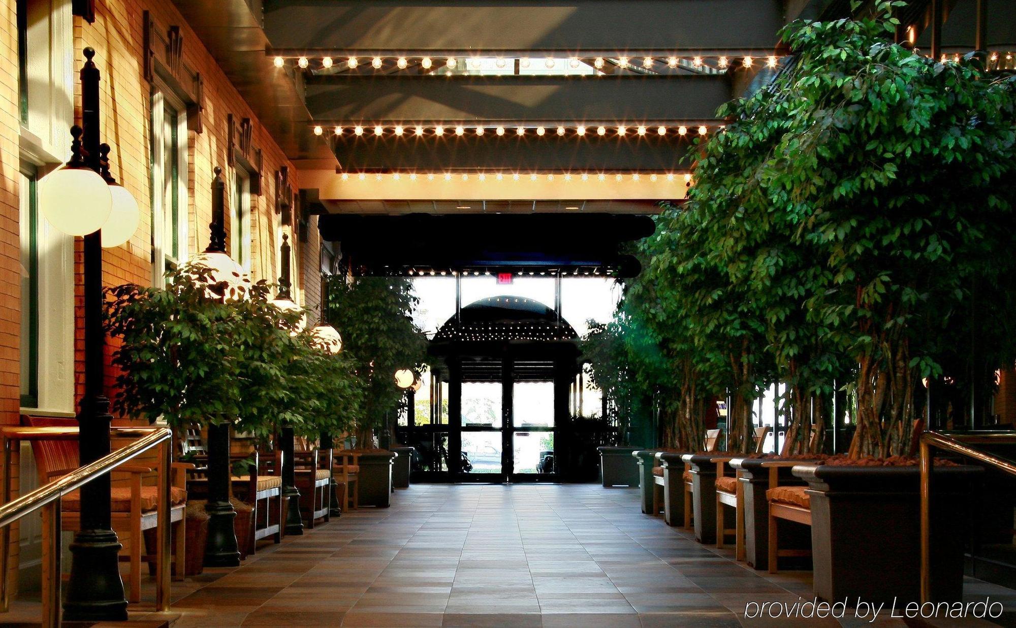 Crowne Plaza Pensacola Grand Hotel ภายนอก รูปภาพ