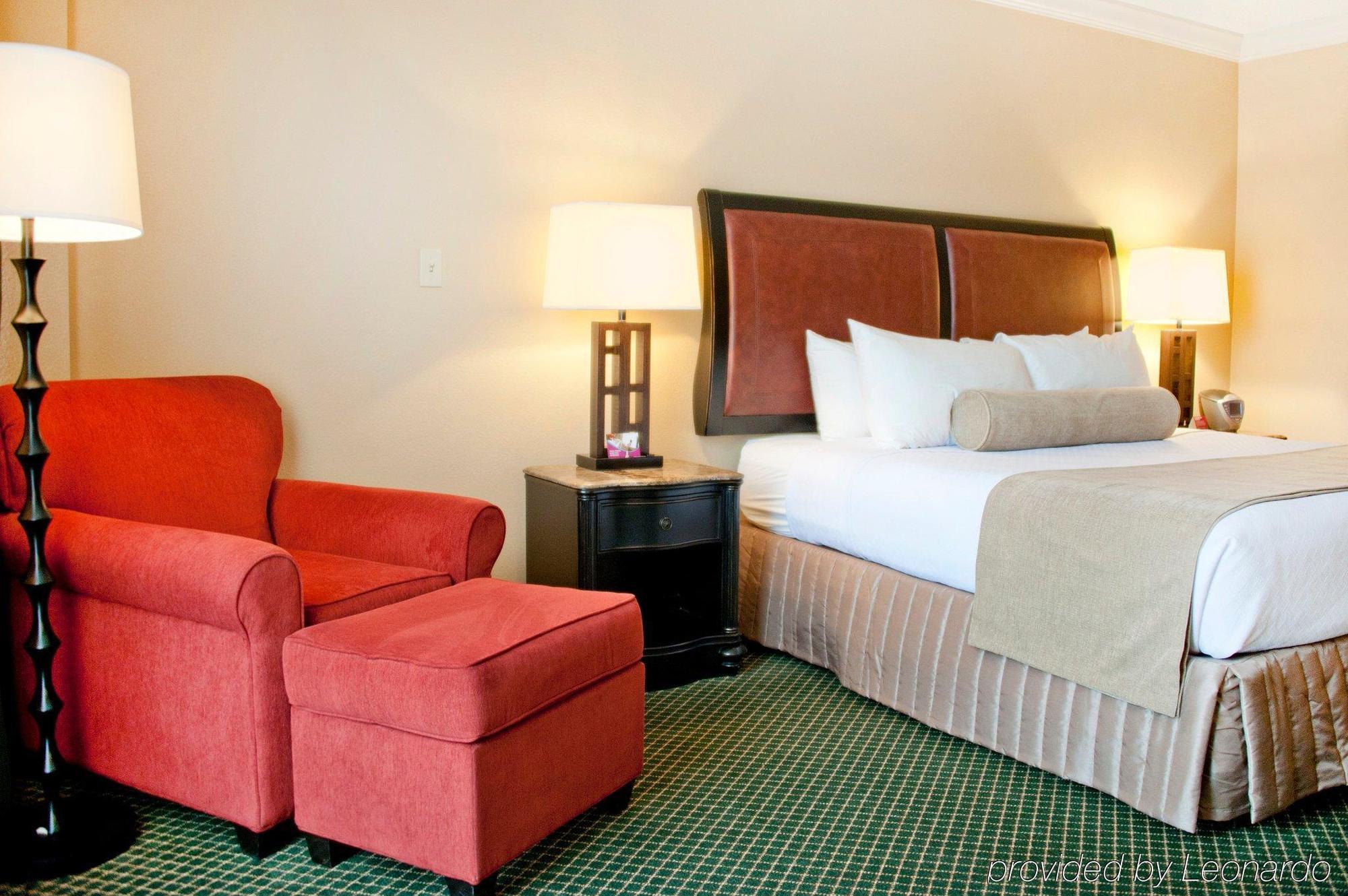 Crowne Plaza Pensacola Grand Hotel ภายนอก รูปภาพ