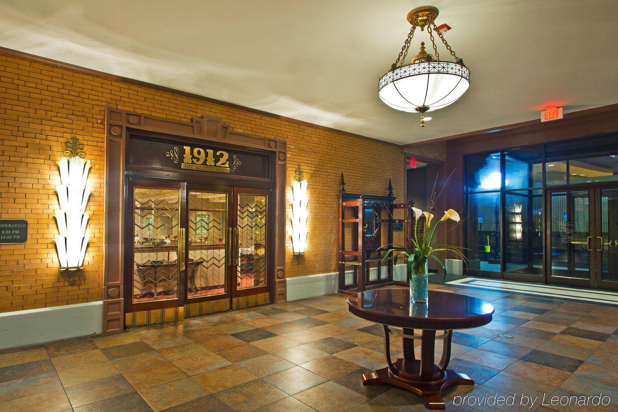 Crowne Plaza Pensacola Grand Hotel ภายนอก รูปภาพ