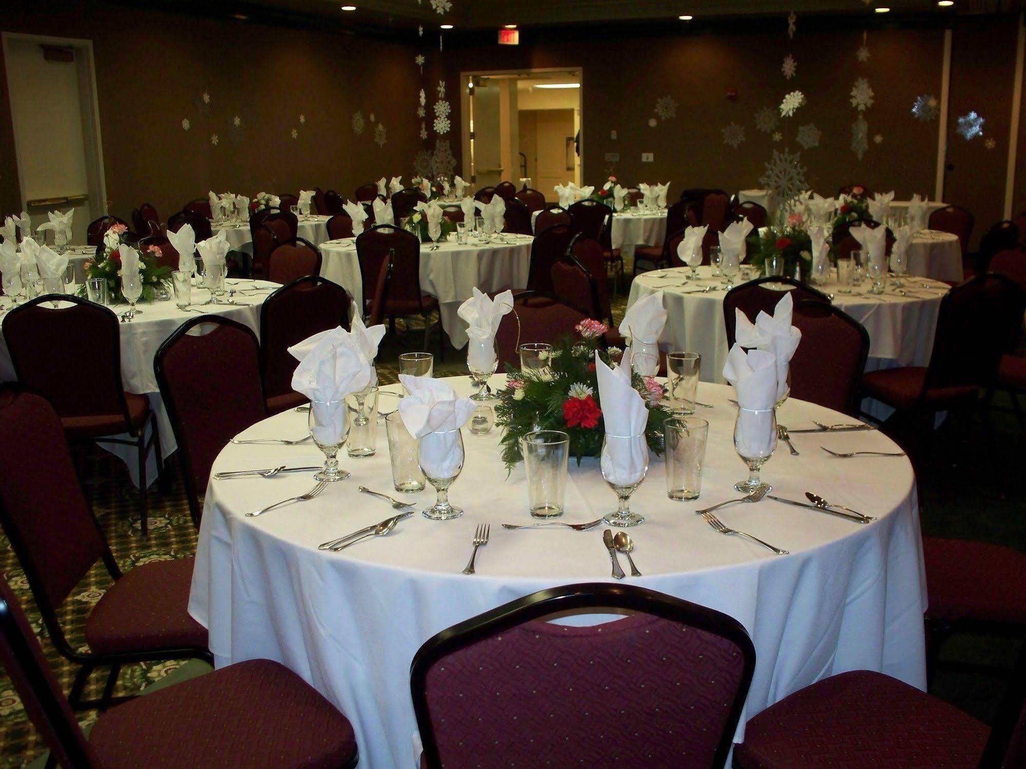 Crowne Plaza Pensacola Grand Hotel ภายนอก รูปภาพ