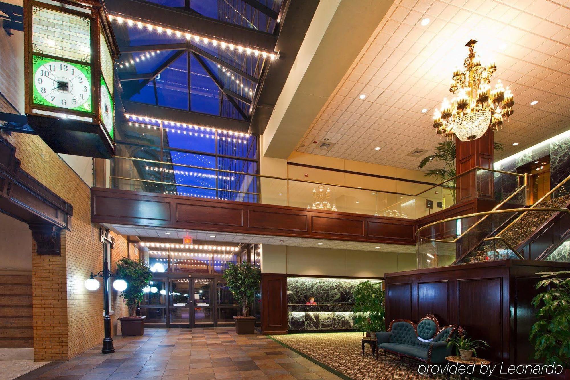 Crowne Plaza Pensacola Grand Hotel ภายใน รูปภาพ