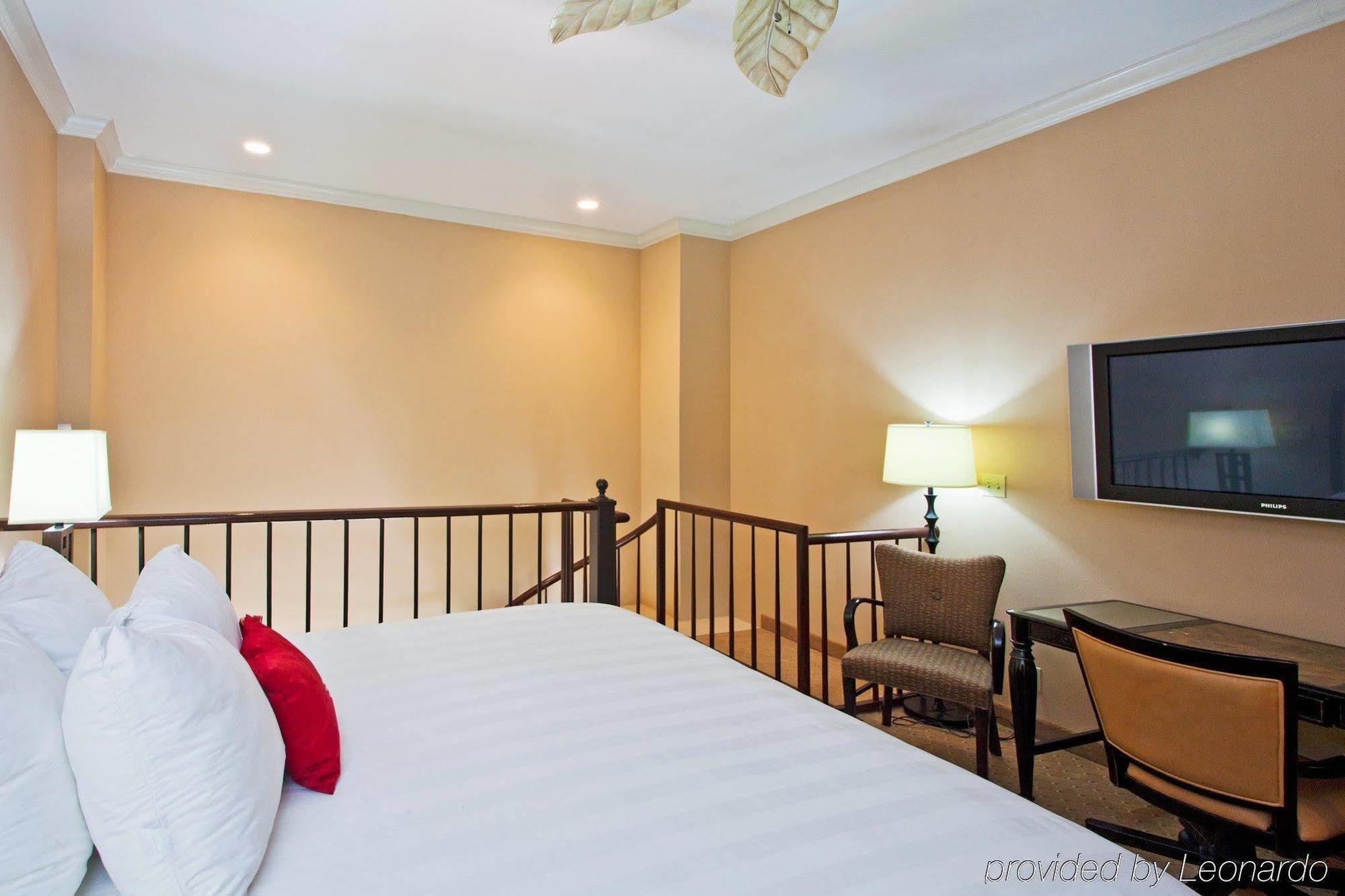 Crowne Plaza Pensacola Grand Hotel ห้อง รูปภาพ